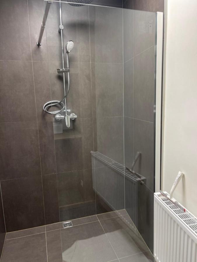 Ruime Luxe Kamer In Centrum Brugge Met Badkamer! Exterior photo